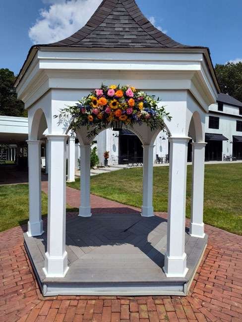 Jillies Flowers in Blackstone, MA